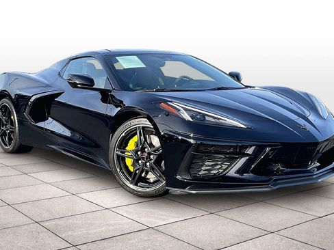 Used 2022 Chevrolet Corvette Stingray Premium Conv w/ Z51 Performance Package image 2