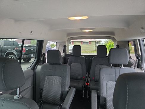 Used 2019 Ford Transit Connect XLT FWD image 18