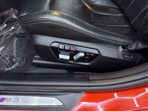 Used 2018 BMW M3 RWD image 16