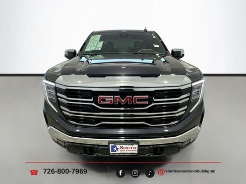 Used 2024 GMC Sierra 1500 SLT w/ X31 Off-Road Package AWD/4WD image 2