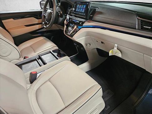 Used 2025 Honda Odyssey Touring image 21