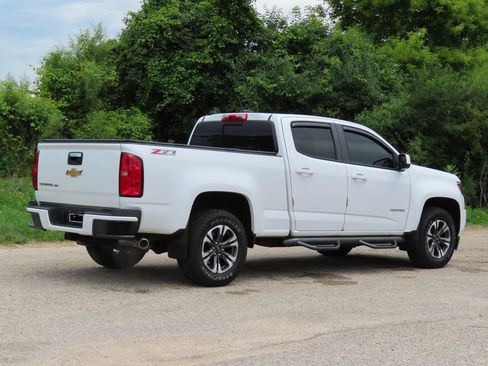 Certified 2019 Chevrolet Colorado Z71 AWD/4WD image 3