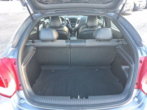 Used 2016 Hyundai Veloster w/ Option Group 02 image 16