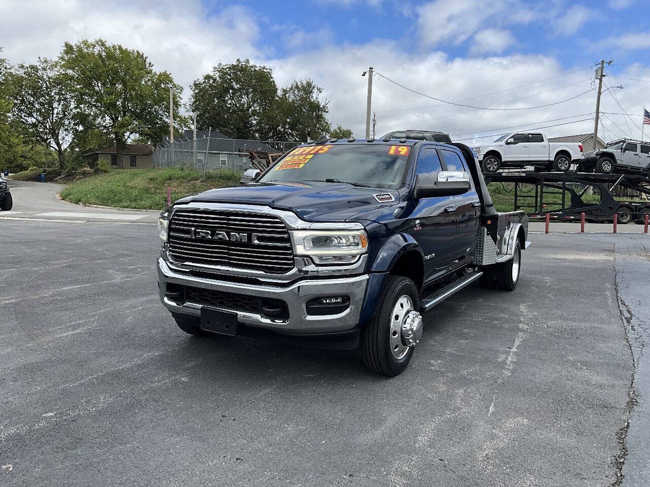 Used 2019 RAM 5500 Laramie AWD/4WD image 37