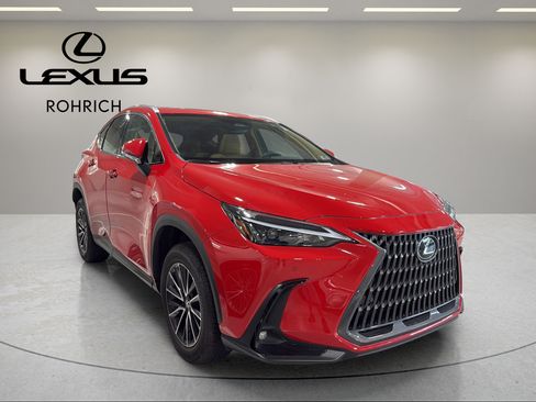 Used 2025 Lexus NX 350h AWD w/ Cold Area Package image 4
