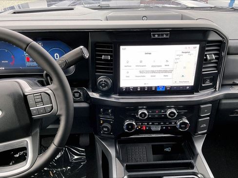 New 2026 Ford F250 Lariat w/ Lariat Ultimate Package AWD/4WD image 7
