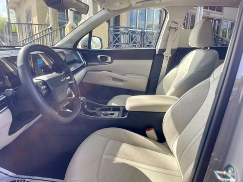 Used 2026 Kia Sorento S w/ S Panoramic Sunroof Package image 11