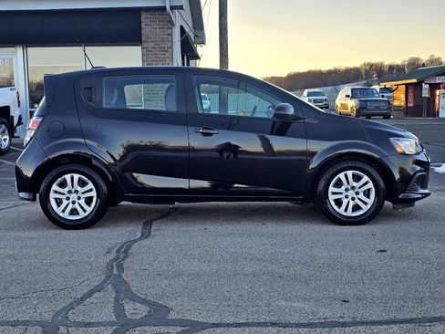 Used 2020 Chevrolet Sonic LT image 8