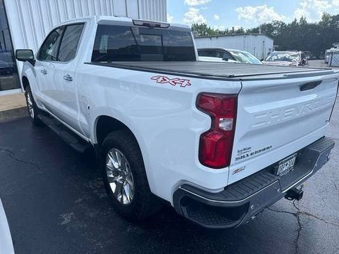 Used 2021 Chevrolet Silverado 1500 LTZ w/ LTZ Premium Package AWD/4WD image 9