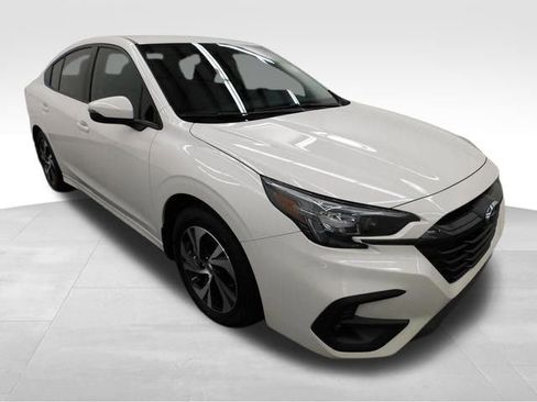 Used 2025 Subaru Legacy Premium image 2