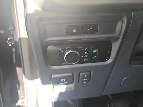 Used 2024 Ford Expedition Max XLT AWD/4WD image 26