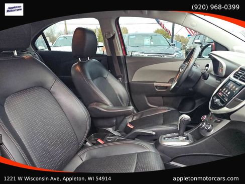 Used 2020 Chevrolet Sonic Premier image 23