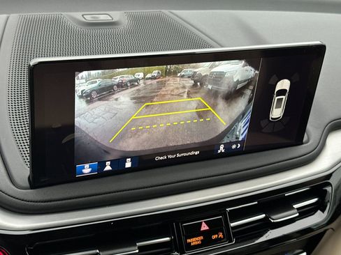 Used 2025 Acura MDX w/ Technology Package image 19