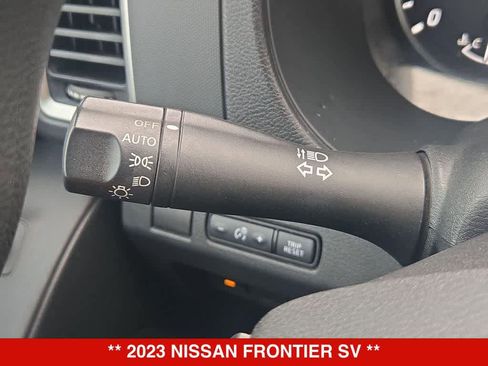 Used 2023 Nissan Frontier SV w/ Technology Package RWD image 25