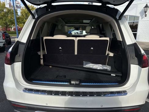 Certified 2025 Mercedes-Benz GLS 450 4MATIC image 6