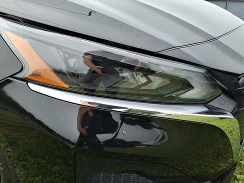 Used 2025 Nissan Altima 2.5 SV FWD image 3