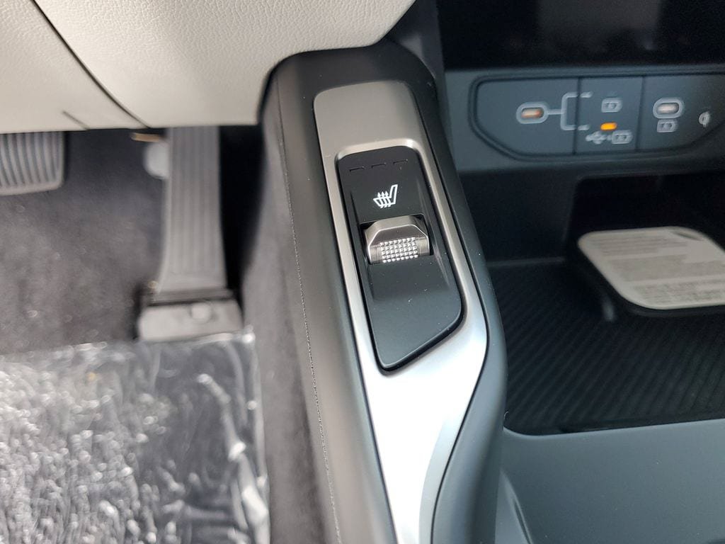 New 2026 Kia Sorento S AWD/4WD image 18