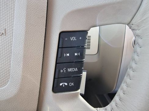 Used 2009 Mercury Mariner Premier image 29