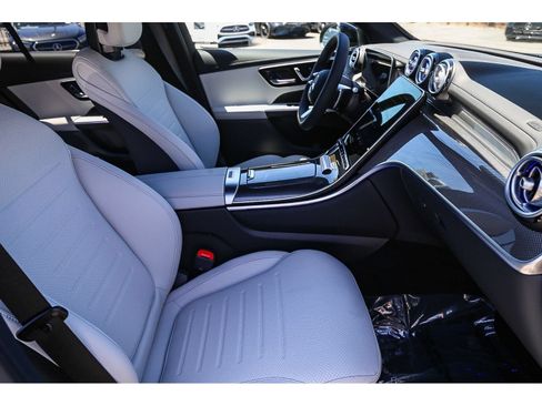New 2026 Mercedes-Benz GLC 300 4MATIC image 14