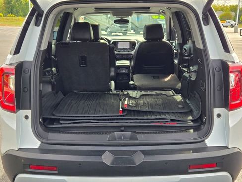 Used 2020 GMC Acadia SLT image 15