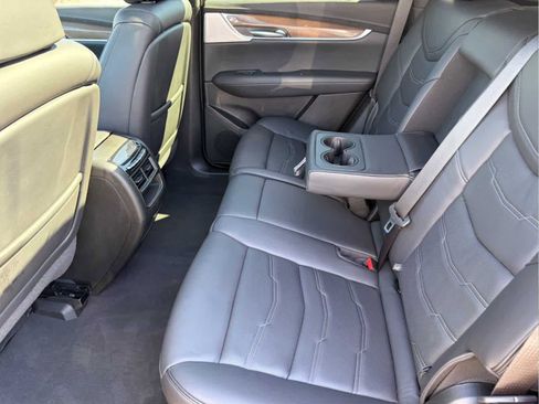 Used 2024 Cadillac XT5 Premium Luxury w/ Platinum Package AWD/4WD image 23
