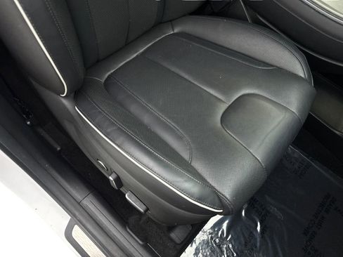 Used 2024 Hyundai Palisade Limited FWD image 49