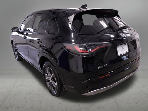 Certified 2024 Honda HR-V EX-L image 4