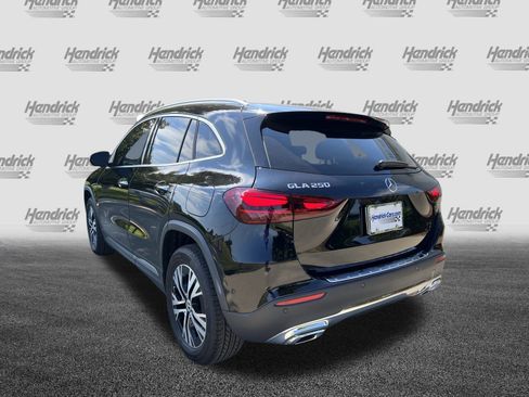 Certified 2025 Mercedes-Benz GLA 250 image 7