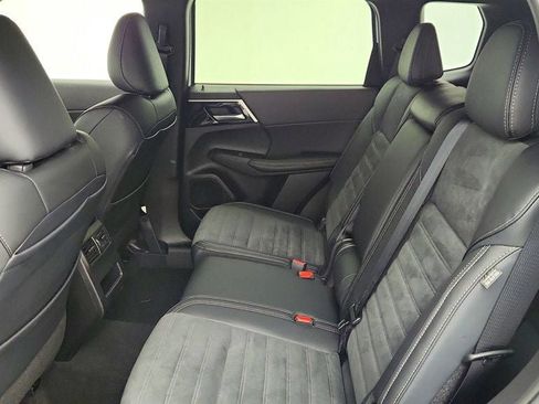 Used 2024 Mitsubishi Outlander SE Black Edition AWD/4WD image 21