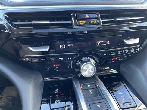 Used 2023 Acura MDX SH-AWD w/ Technology Package image 20