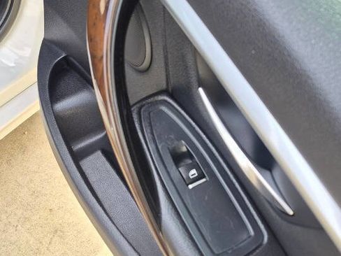 Used 2016 BMW 328i Sedan RWD image 58