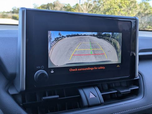 Used 2024 Toyota RAV4 AWD Hybrid w/ Weather Package image 25