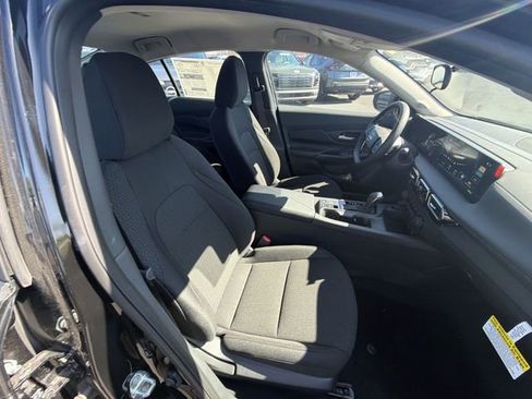 New 2026 Nissan Sentra S w/ Floor Mat Package image 23