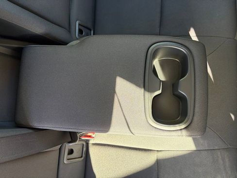 Used 2023 Toyota Corolla LE image 29