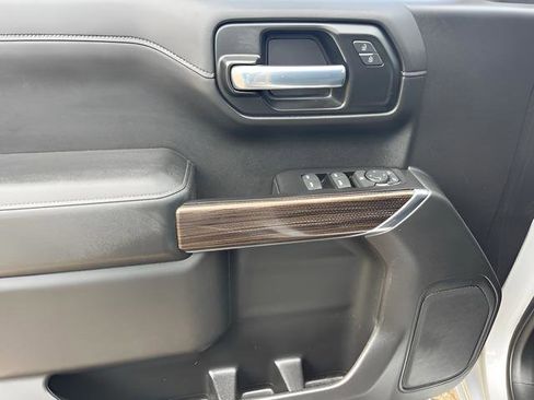 Used 2020 Chevrolet Silverado 1500 RST w/ Texas Edition image 12