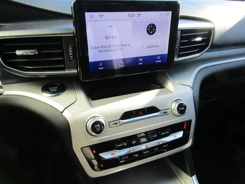 Used 2023 Ford Explorer XLT w/ Equipment Group 202A image 16