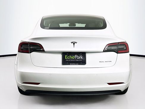 Used 2022 Tesla Model 3 Long Range image 7