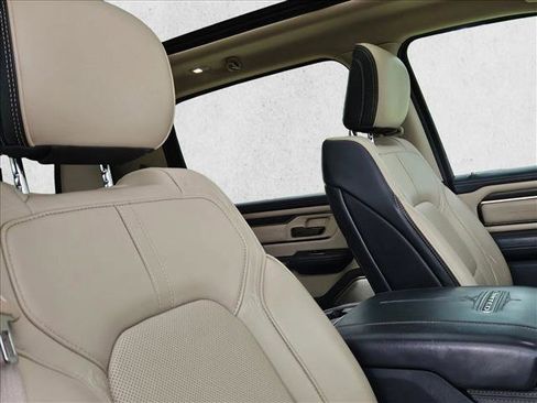 Used 2019 RAM 1500 Limited AWD/4WD image 26
