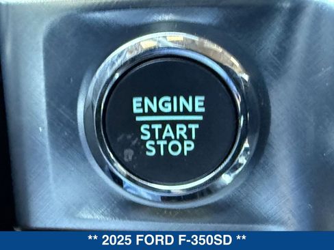 New 2025 Ford F350 King Ranch w/ FX4 Off-Road Package image 35