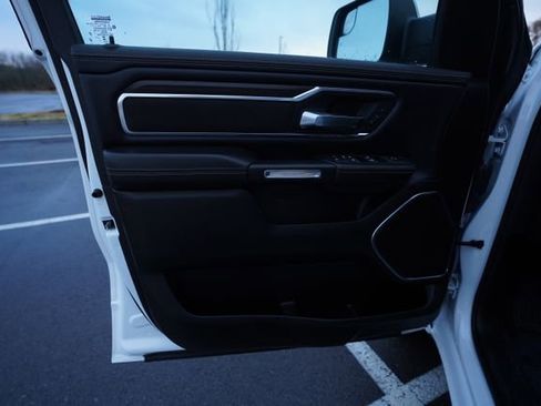 Used 2025 RAM 1500 Laramie image 13