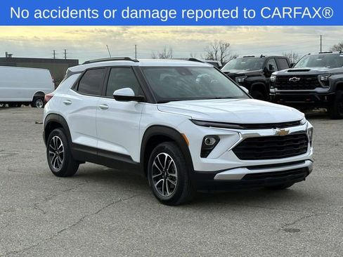 Certified 2024 Chevrolet TrailBlazer LT w/ LT Cold Weather Package image 8