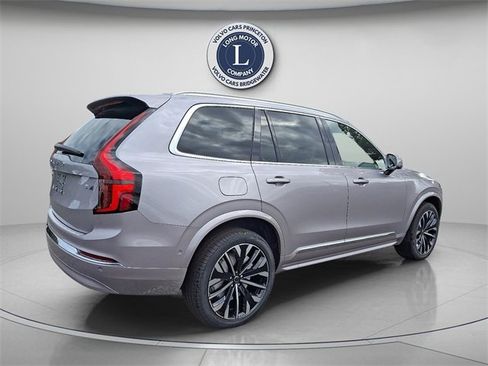 New 2026 Volvo XC90 B6 Plus w/ Protection Package Premier image 4