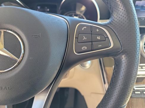 Used 2018 Mercedes-Benz GLC 300 image 25