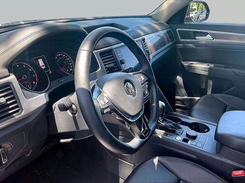Used 2019 Volkswagen Atlas SE AWD/4WD image 18