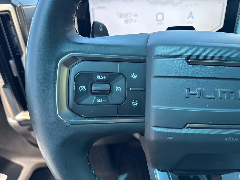 Used 2025 GMC Hummer EV 3X w/ LPO, Dark Essentials Package AWD/4WD image 17