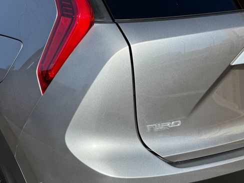 Certified 2023 Kia Niro LX FWD image 34