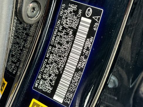 Used 2016 Lexus CT 200h w/ Seat Comfort Package FWD image 25