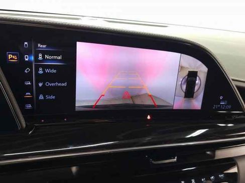 Used 2023 Cadillac Escalade V w/ LPO, ONYX Package image 41