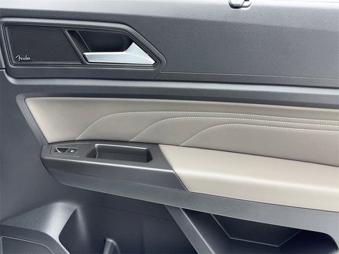 Used 2023 Volkswagen Atlas Cross Sport SEL Premium R-Line image 49