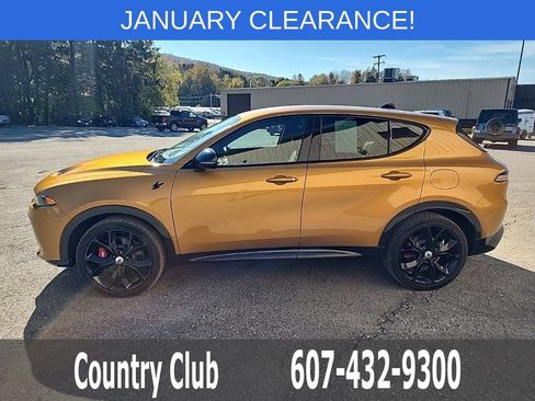 Used 2024 Dodge Hornet R/T Plus image 5